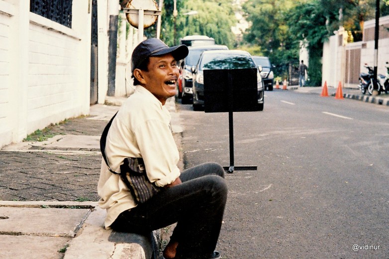 Kodak portra 400 - I will not tell you the joke... the feminist will kill me.. :)